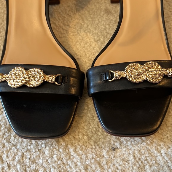 New Talbots Black Leather Block Heel Sandals Size 10 1/2 Medium - Picture 3 of 6